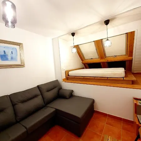 Buhardilla Monte Oiz Slow & Relax Apartman *