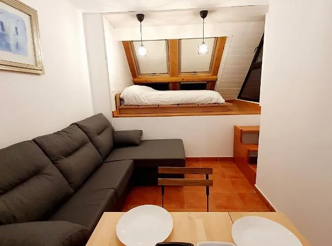 Buhardilla Monte Oiz Slow & Relax * 塞拉内华达